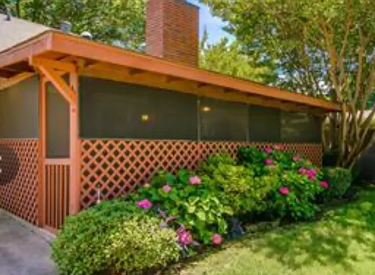 1405 Bogard Ln — Photo 13