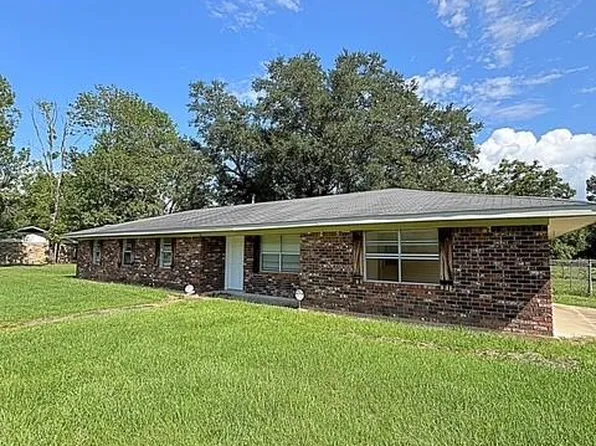 423 Camelia St, Marksville, LA 71351