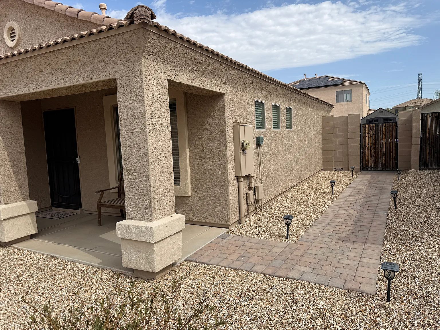 3 bed, 1265 sqft, $2,200 — Photo 3