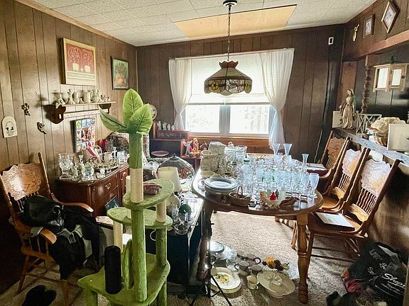 4th image of 740 8th Ave