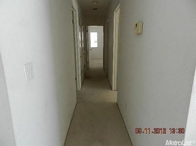 4th image of 852 Huntingdale Ct