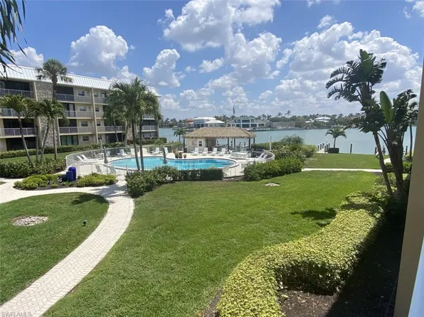 3000 Gulf Shore BLVD N #213, NAPLES, FL 34103