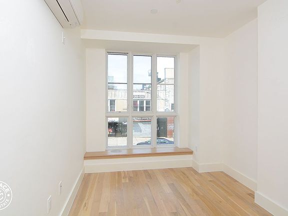 5th image of 830 Saint Johns Pl #3E