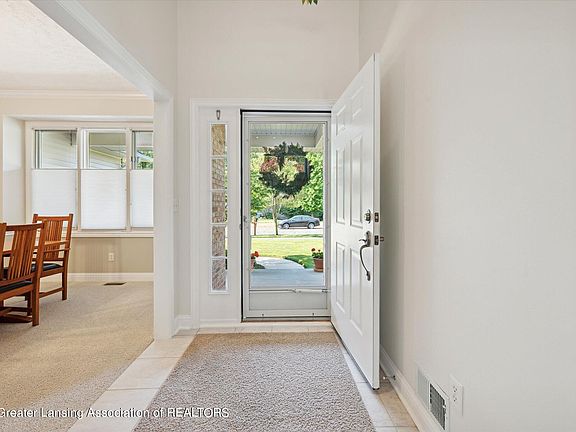 5th image of 1761 Cricket Ln