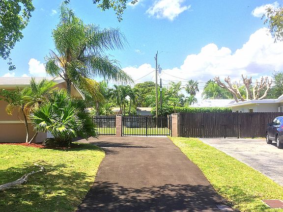 2nd image of 14700 SW 83rd Ave