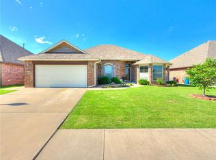 426 Donner Trl, Edmond, OK 73003