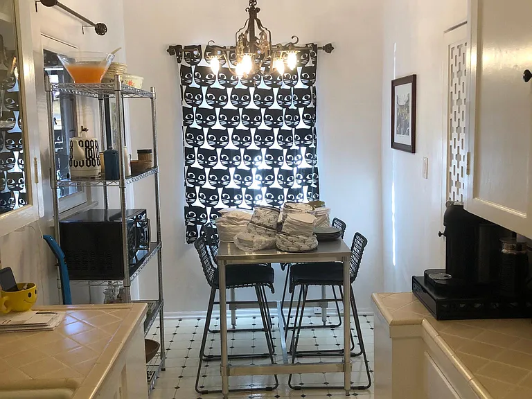 419 S Cloverdale Ave #4 — Photo 9