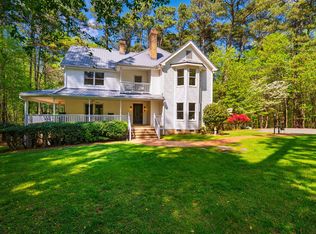 910 Old Orchard Rd, Chapel Hill, NC 27517