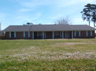1901 Fairway St, Stuttgart, AR 72160