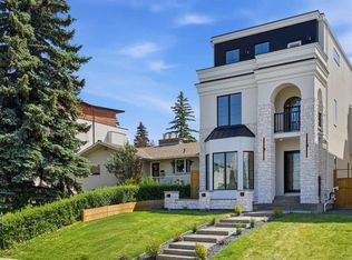 2131 N 29th Ave SW, Calgary, AB T2T 1N6