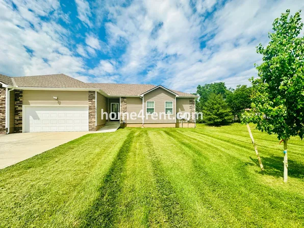12701 E 47th Terrace Ct S, Independence, MO 64055