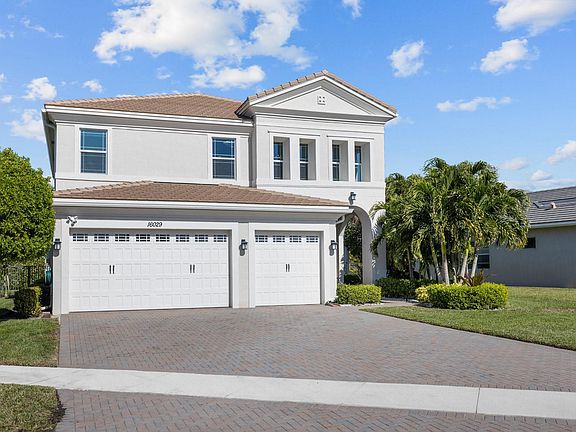 4th image of 16029 Whippoorwill Circle