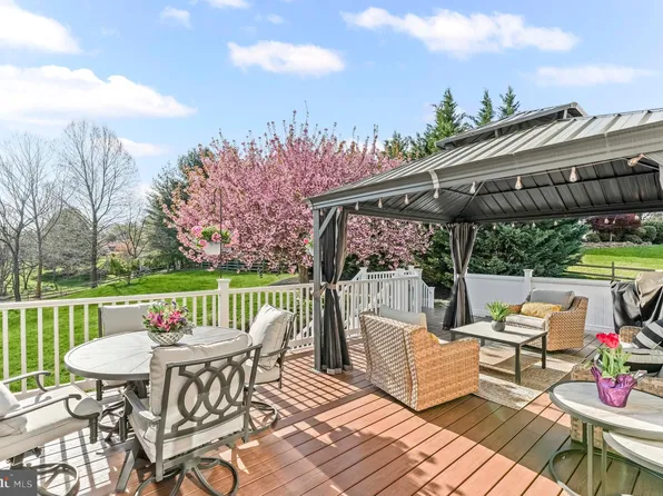 6 Letchworth Ln, Avondale, PA 19311