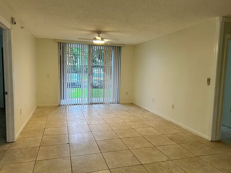 7872 Sonoma Springs Cir #103 — Photo 8