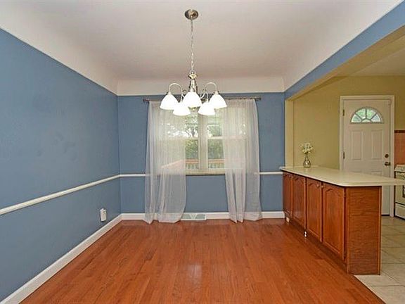 4th image of 6628 Charann Ln