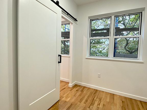 2nd image of 41 Saint Stephens Pl #2