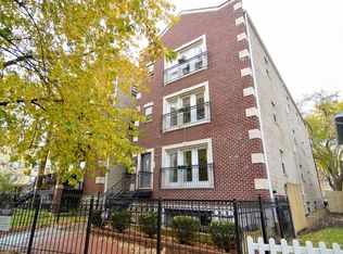 6960 N Ridge Blvd APT 1, Chicago, IL 60645