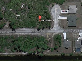 705 Fox Trail Ct, Lehigh Acres, FL 33974