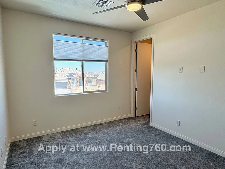 56923 Ivanhoe Dr — Photo 43