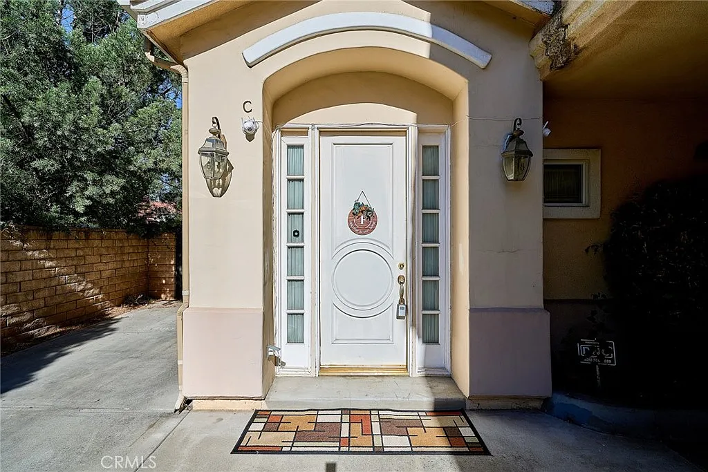 3 bed, 2148 sqft, $5,500 — Photo 3
