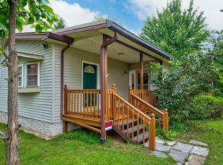 46894 72nd St, Watervliet, MI 49098