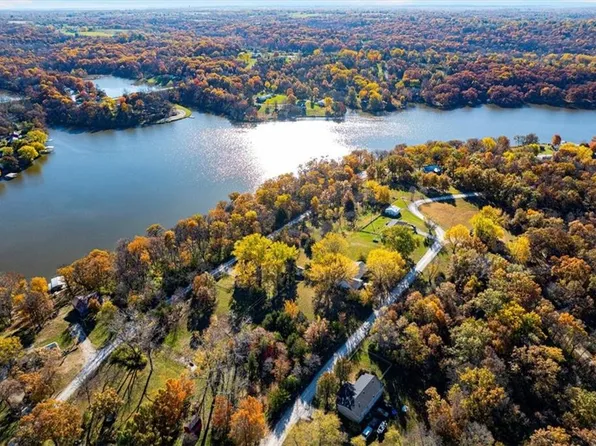 Wolfe Dr, Excelsior Springs, MO 64024