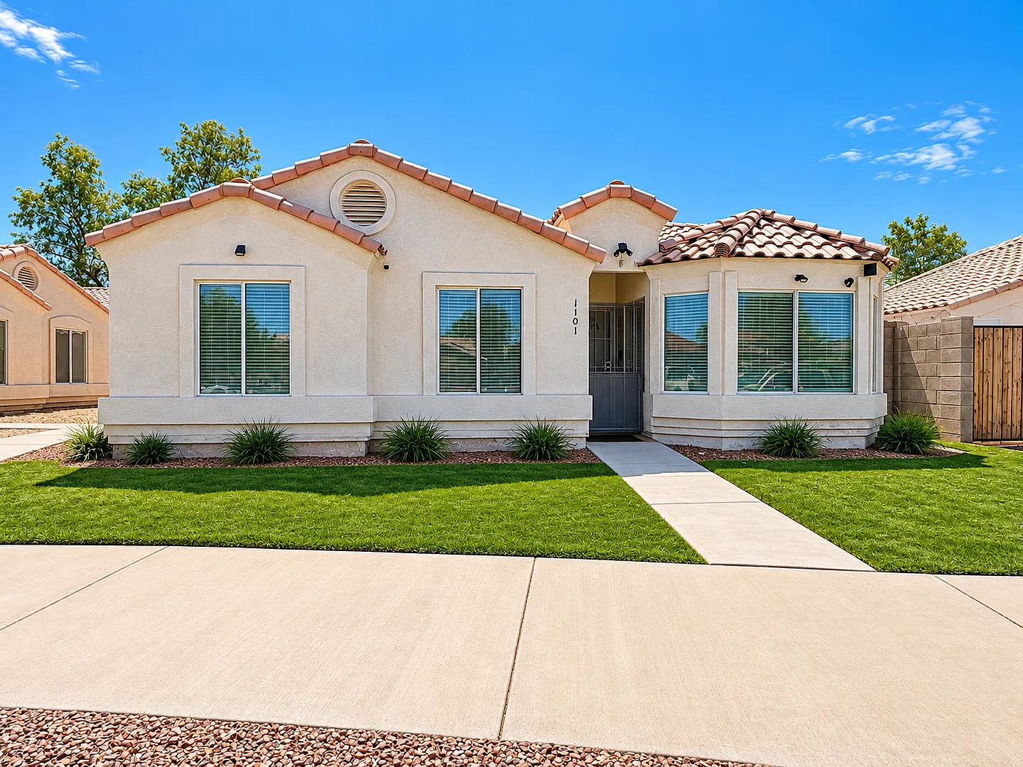 Nice 3 bedroom 2 bath!! — Photo 2