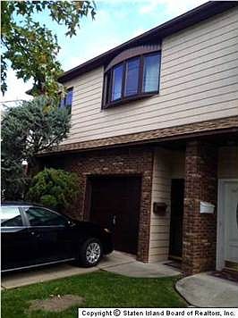 1st image of 141 Giffords Ln
