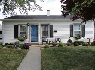 2433 Walnut Dr, Highland, IN 46322