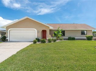 210 SW 38th Ter, Cape Coral, FL 33914