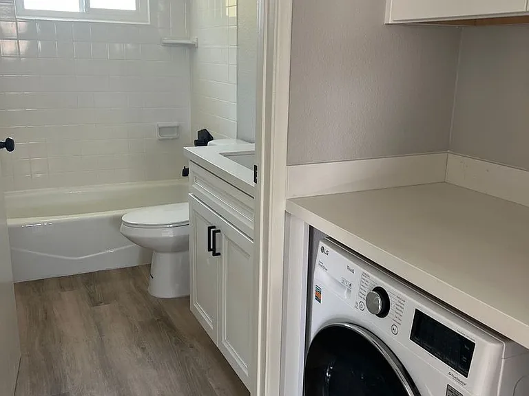 951 N Vulcan Ave — Photo 11