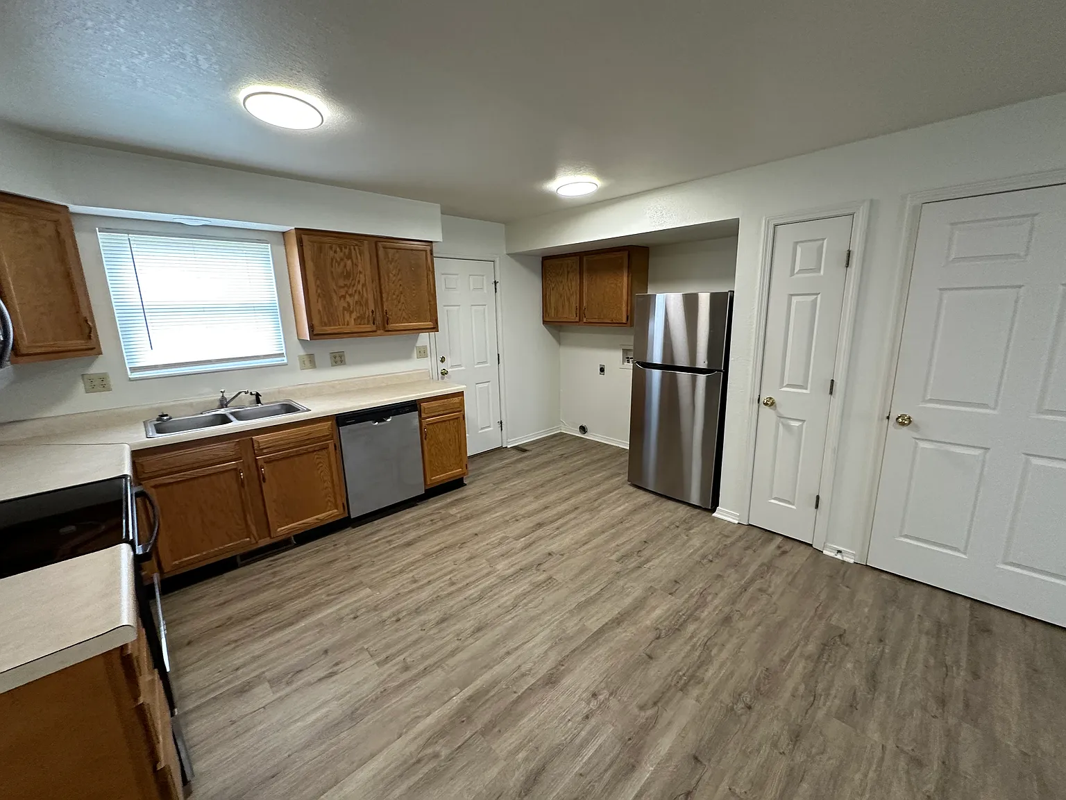 2 bed, 975 sqft, $875 — Photo 2