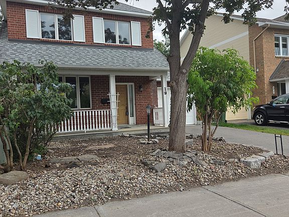 2nd image of 19 Windhurst Dr