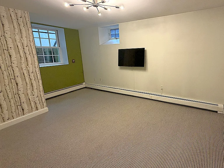 159 State St #1B — Photo 10