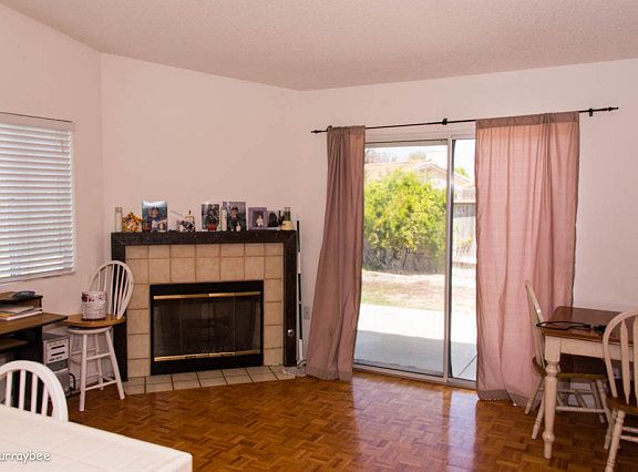 5th image of 441 E San Nicolas St
