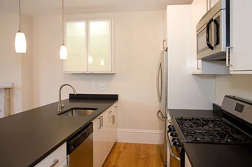 658 Massachusetts Ave #3E Photo 1