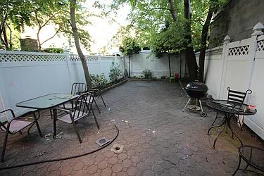 Rented by Brooklyn Real Inc