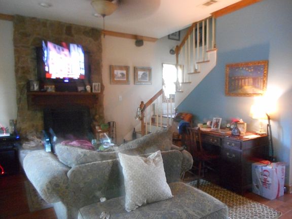 5th image of 106 McVey Ln