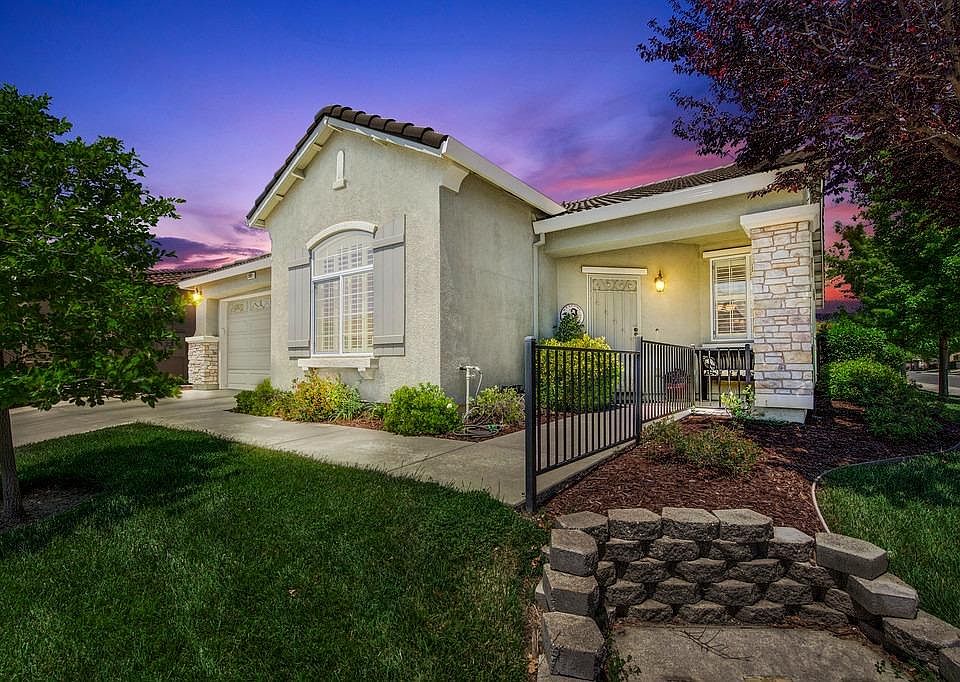 1st image of 3901 Ionian Sea Ln