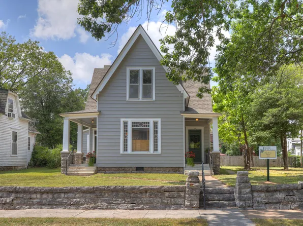 216 N Wall Ave, Joplin, MO 64801