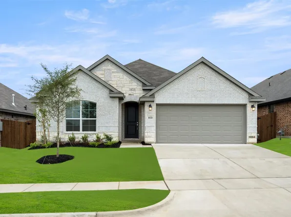 910 Misty Ln, Cleburne, TX 76033