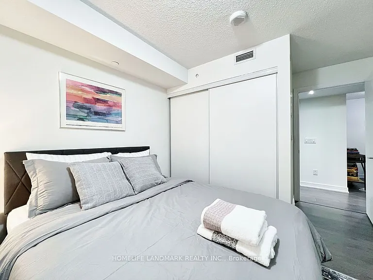 525 Adelaide St W #1620 — Photo 18
