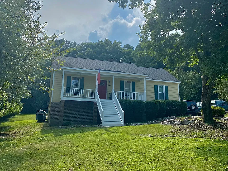 924 Big Bend Ct