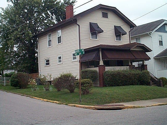 Corner lot