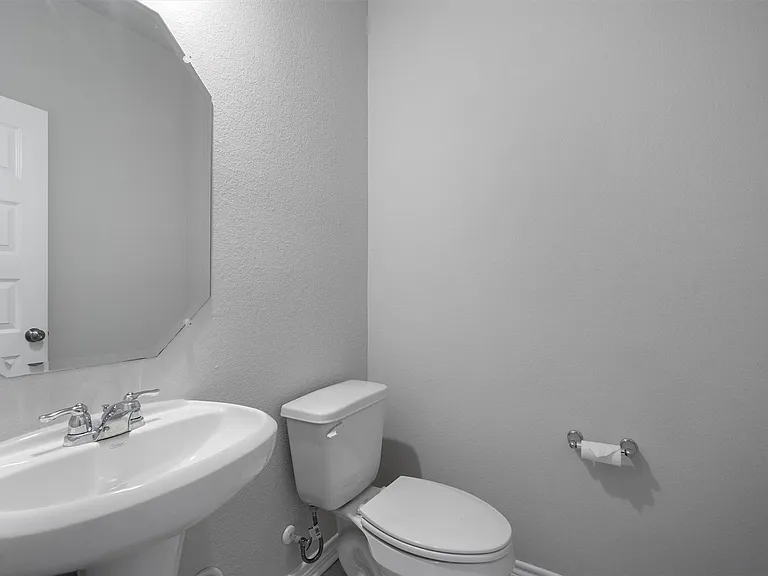 1805 Artesian Springs Xing — Photo 16