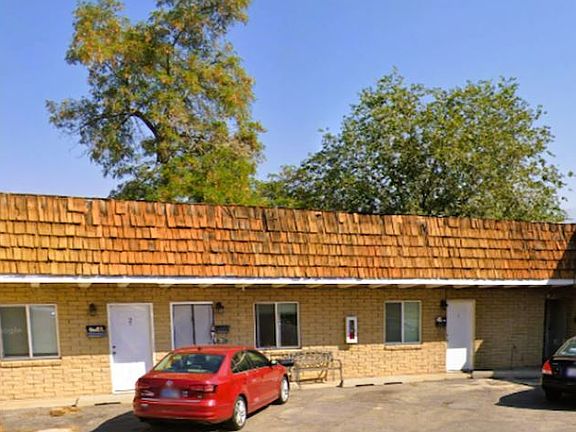 2nd image of 365 E Vine St #3