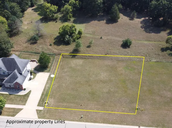 329 Baker St, Manchester, MI 48158