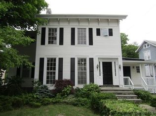 110 Vineyard Ave, Lloyd, NY 12528