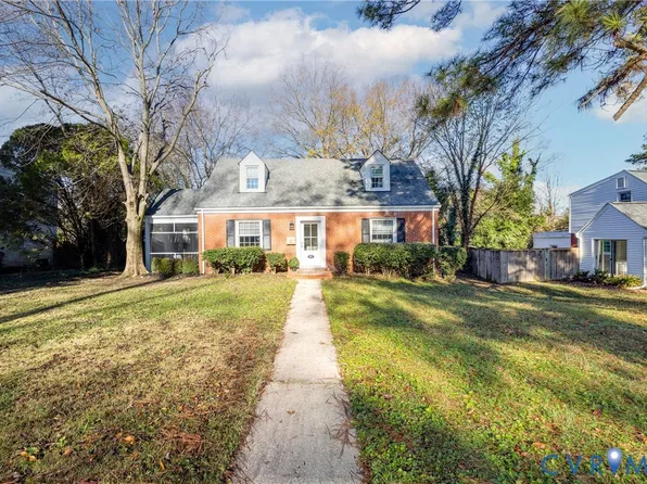 902 Greenway Ln, Richmond, VA 23226