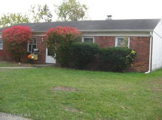 1715 E Benwick Rd, Toledo, OH 43613